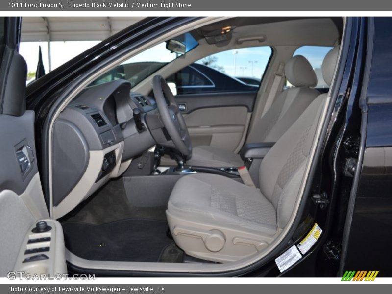 Tuxedo Black Metallic / Medium Light Stone 2011 Ford Fusion S