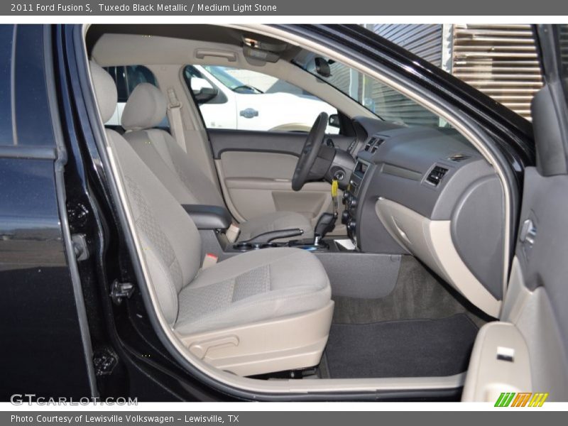 Tuxedo Black Metallic / Medium Light Stone 2011 Ford Fusion S