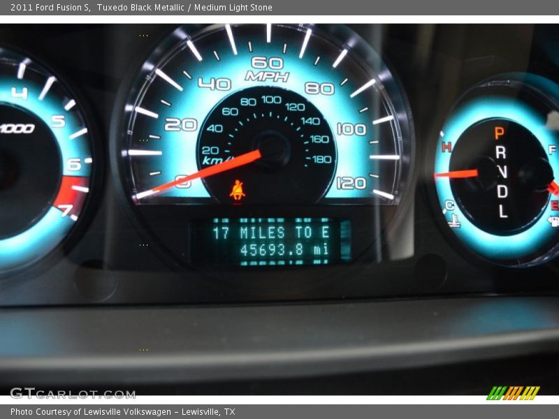 Tuxedo Black Metallic / Medium Light Stone 2011 Ford Fusion S