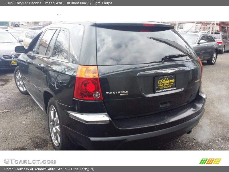 Brilliant Black / Light Taupe 2005 Chrysler Pacifica Limited AWD