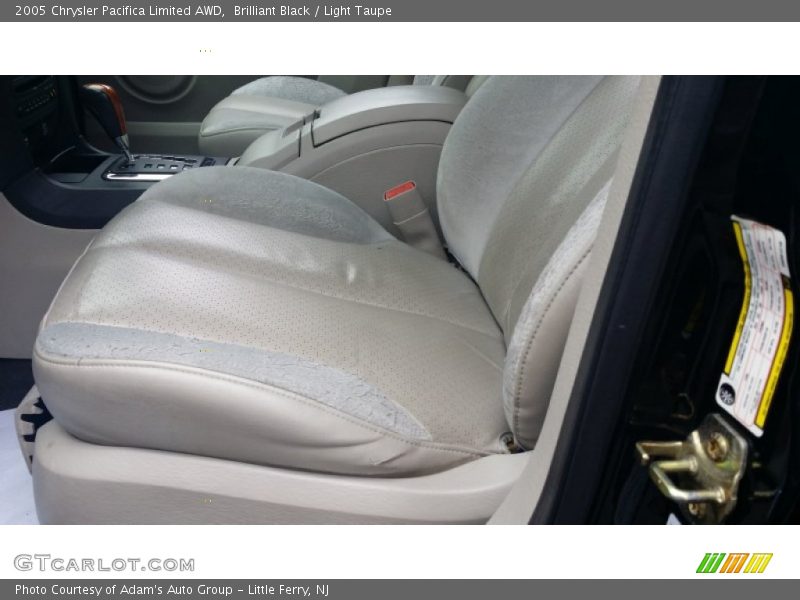 Brilliant Black / Light Taupe 2005 Chrysler Pacifica Limited AWD