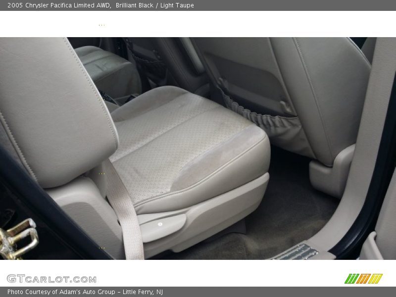 Brilliant Black / Light Taupe 2005 Chrysler Pacifica Limited AWD
