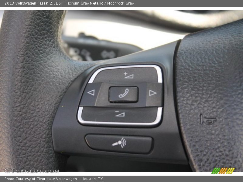 Platinum Gray Metallic / Moonrock Gray 2013 Volkswagen Passat 2.5L S