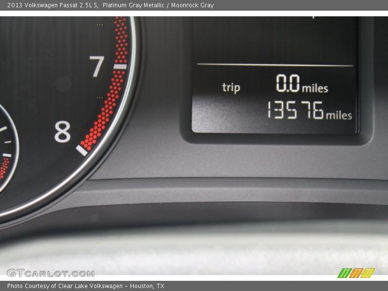 Platinum Gray Metallic / Moonrock Gray 2013 Volkswagen Passat 2.5L S