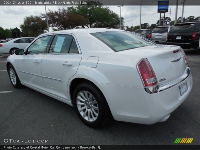 Bright White / Black/Light Frost Beige 2014 Chrysler 300