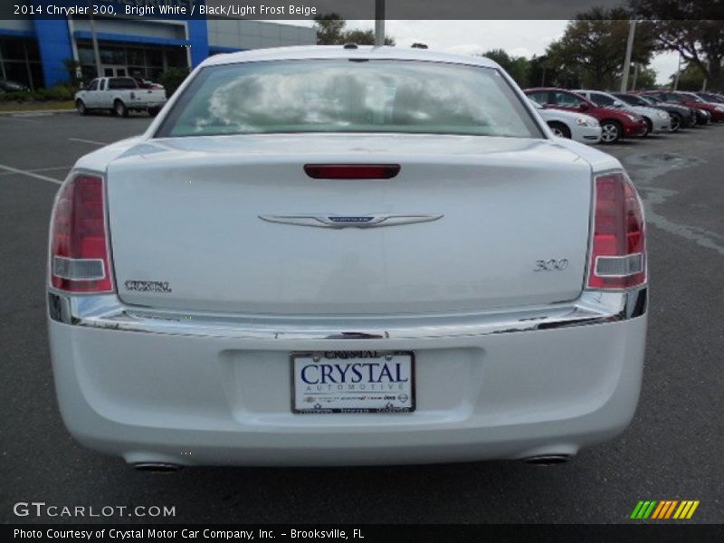 Bright White / Black/Light Frost Beige 2014 Chrysler 300