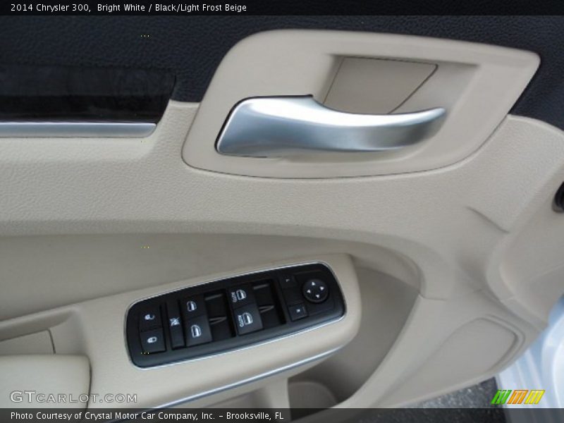 Bright White / Black/Light Frost Beige 2014 Chrysler 300