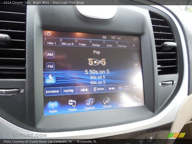 Bright White / Black/Light Frost Beige 2014 Chrysler 300