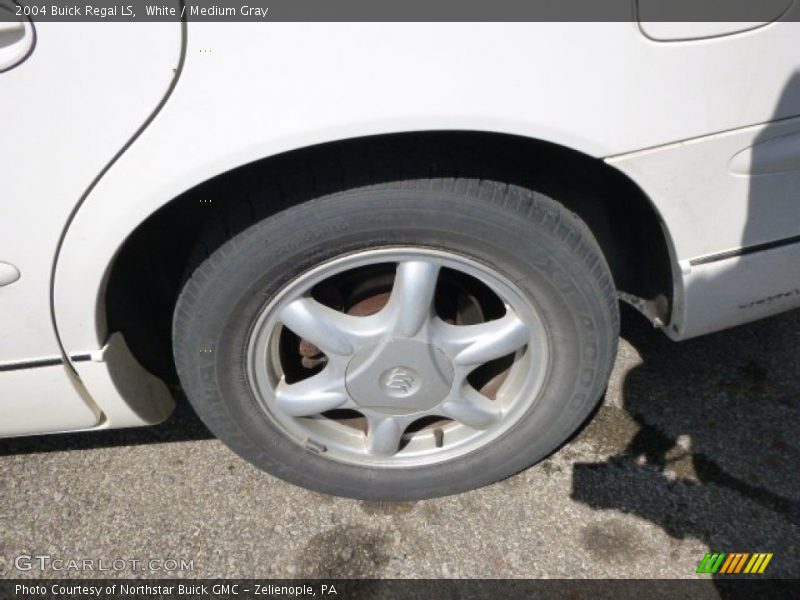 White / Medium Gray 2004 Buick Regal LS