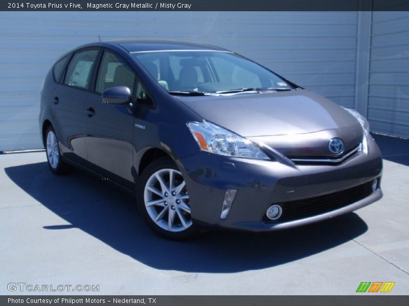 Magnetic Gray Metallic / Misty Gray 2014 Toyota Prius v Five