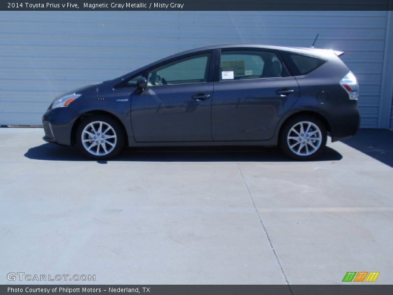 Magnetic Gray Metallic / Misty Gray 2014 Toyota Prius v Five