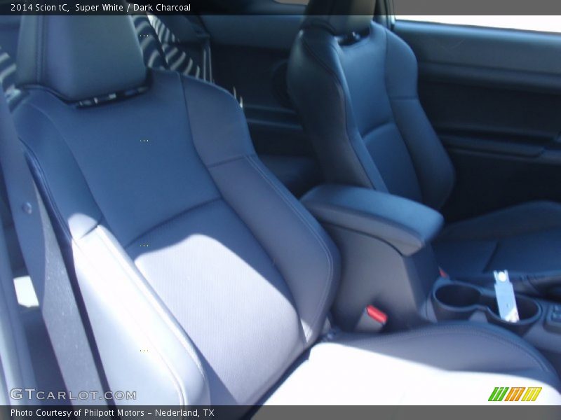 Super White / Dark Charcoal 2014 Scion tC