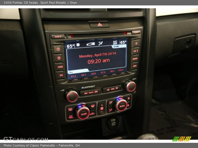 Controls of 2009 G8 Sedan