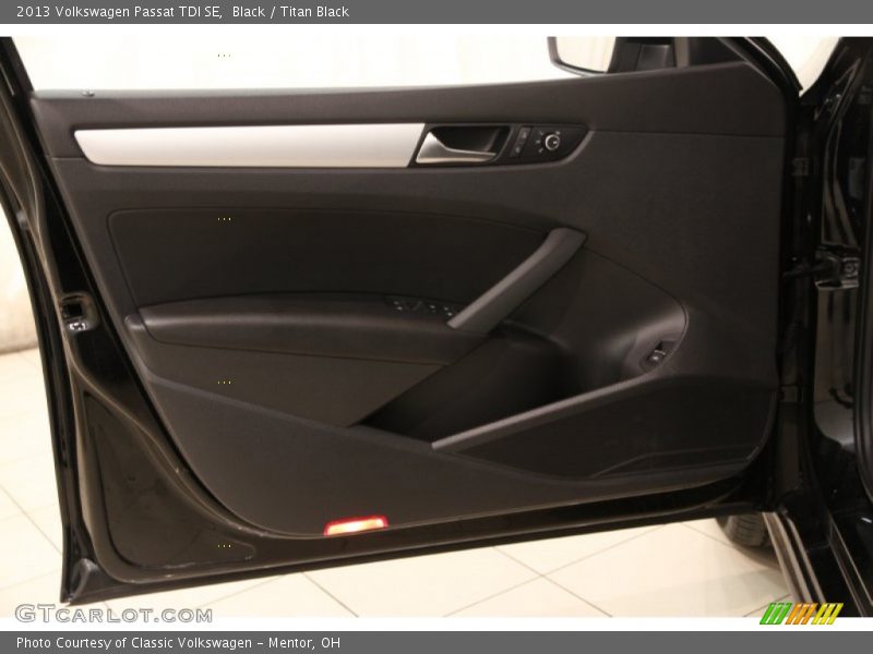 Black / Titan Black 2013 Volkswagen Passat TDI SE