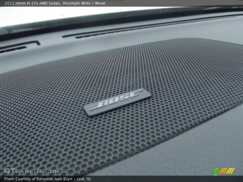 Moonlight White / Wheat 2011 Infiniti M 37x AWD Sedan