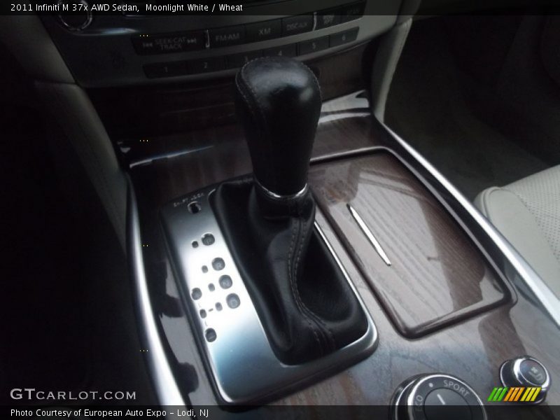 Moonlight White / Wheat 2011 Infiniti M 37x AWD Sedan