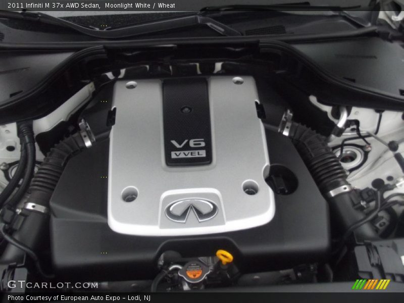 Moonlight White / Wheat 2011 Infiniti M 37x AWD Sedan