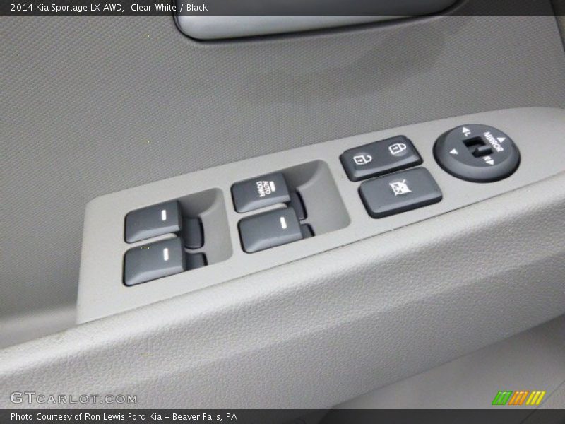 Clear White / Black 2014 Kia Sportage LX AWD