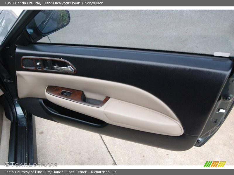 Dark Eucalyptus Pearl / Ivory/Black 1998 Honda Prelude