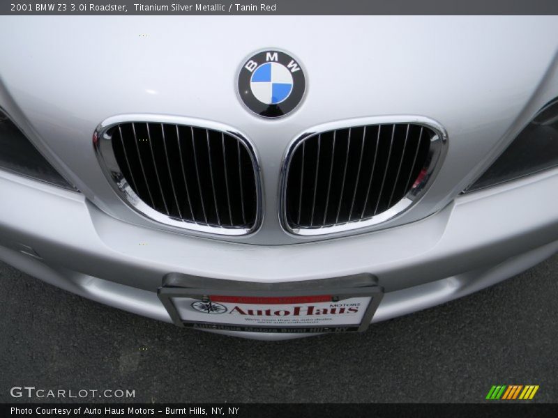 Titanium Silver Metallic / Tanin Red 2001 BMW Z3 3.0i Roadster