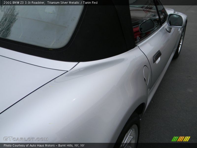 Titanium Silver Metallic / Tanin Red 2001 BMW Z3 3.0i Roadster