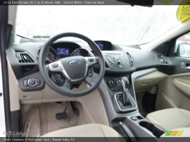 Oxford White / Charcoal Black 2013 Ford Escape SE 2.0L EcoBoost 4WD