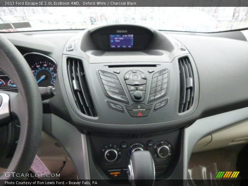 Oxford White / Charcoal Black 2013 Ford Escape SE 2.0L EcoBoost 4WD