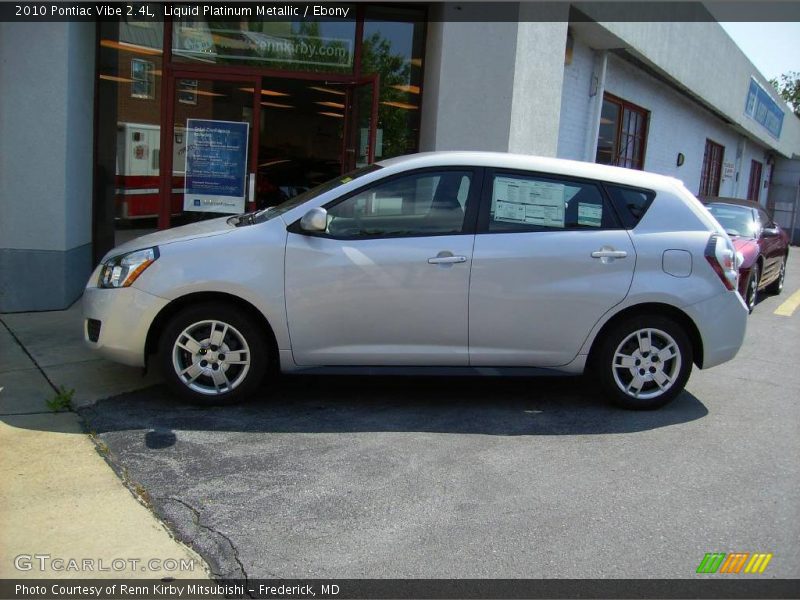 Liquid Platinum Metallic / Ebony 2010 Pontiac Vibe 2.4L
