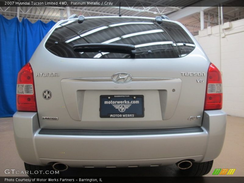 Platinum Metallic / Gray 2007 Hyundai Tucson Limited 4WD