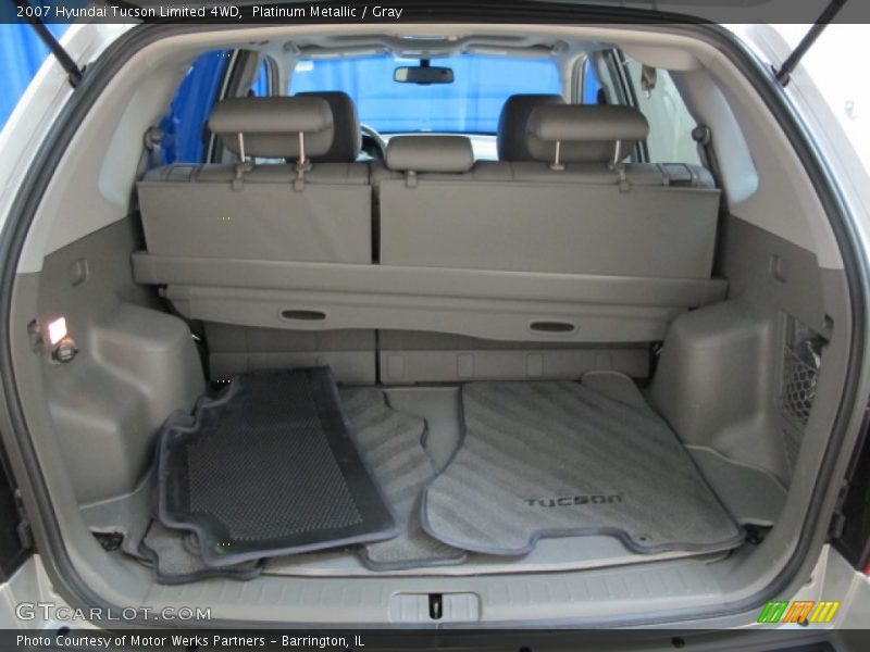 Platinum Metallic / Gray 2007 Hyundai Tucson Limited 4WD