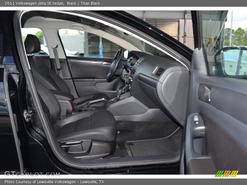 Black / Titan Black 2011 Volkswagen Jetta SE Sedan