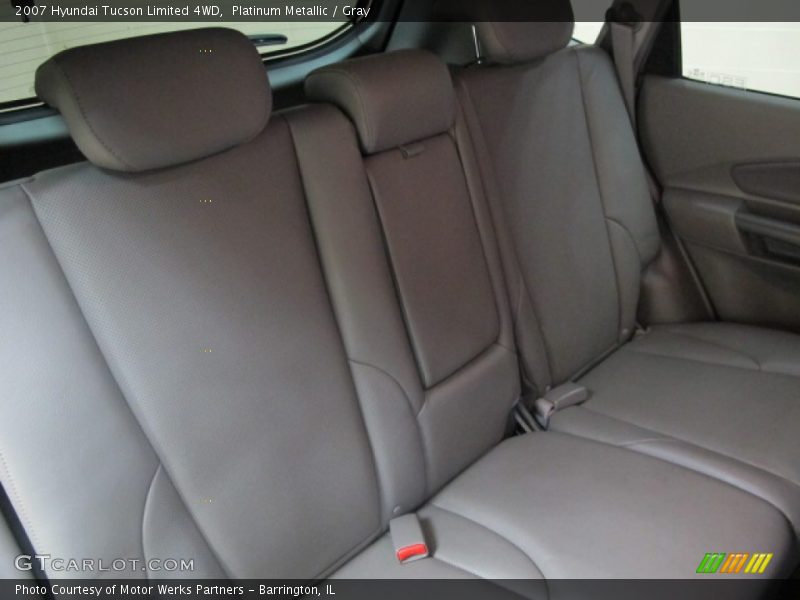 Platinum Metallic / Gray 2007 Hyundai Tucson Limited 4WD
