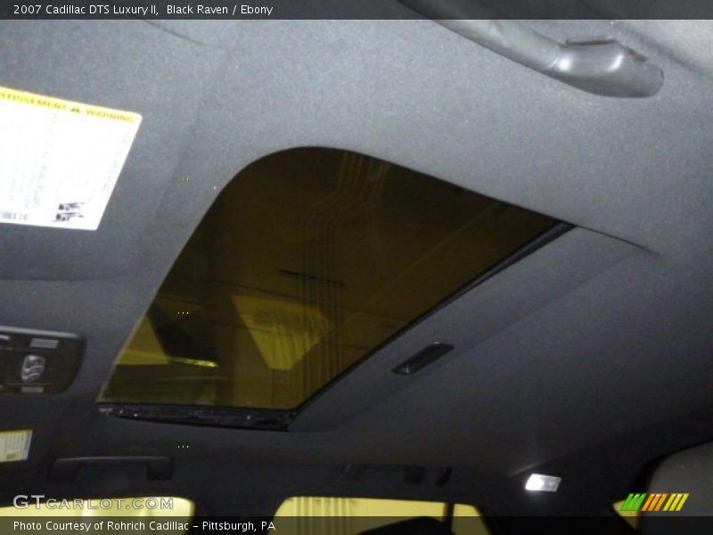 Black Raven / Ebony 2007 Cadillac DTS Luxury II