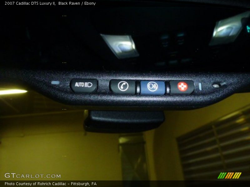 Black Raven / Ebony 2007 Cadillac DTS Luxury II