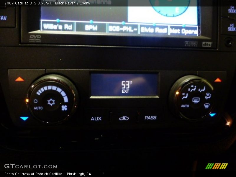 Black Raven / Ebony 2007 Cadillac DTS Luxury II