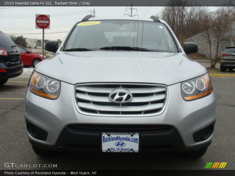 Radiant Silver / Gray 2010 Hyundai Santa Fe GLS