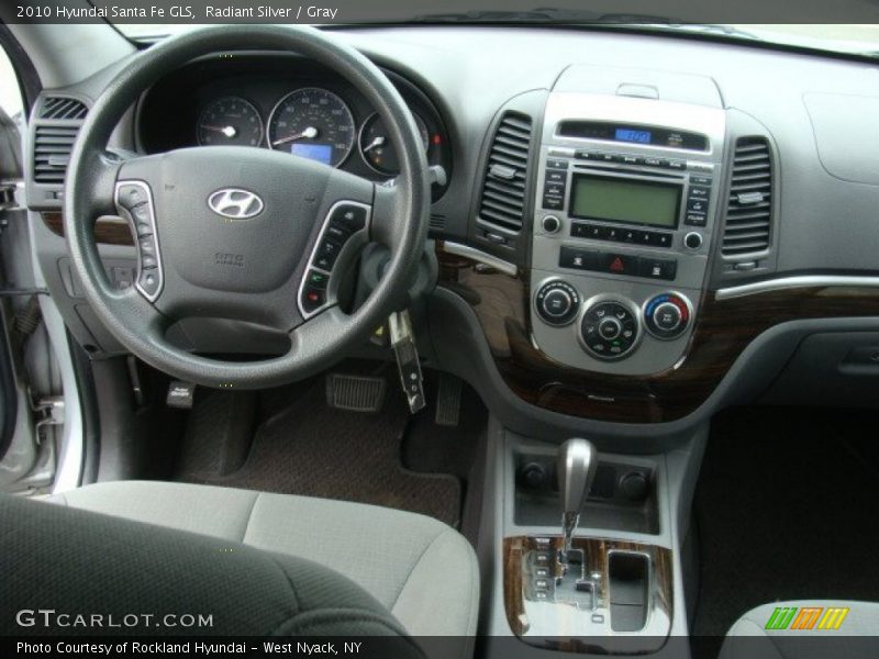 Radiant Silver / Gray 2010 Hyundai Santa Fe GLS