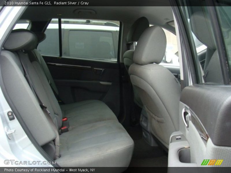Radiant Silver / Gray 2010 Hyundai Santa Fe GLS