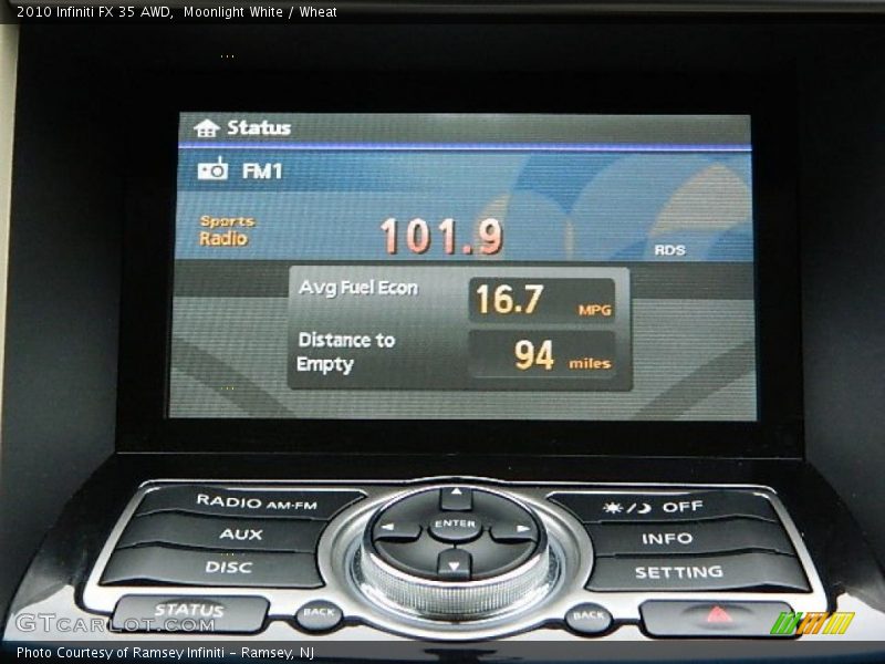 Controls of 2010 FX 35 AWD
