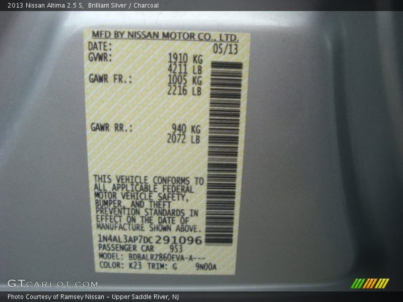 Brilliant Silver / Charcoal 2013 Nissan Altima 2.5 S