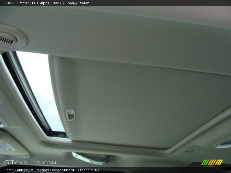 Black / Ebony/Pewter 2009 Hummer H3 T Alpha