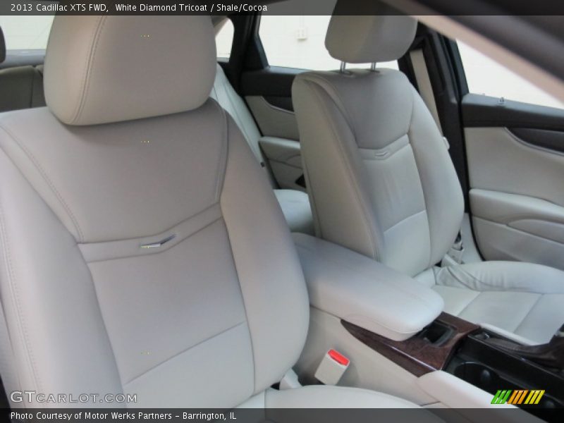 White Diamond Tricoat / Shale/Cocoa 2013 Cadillac XTS FWD