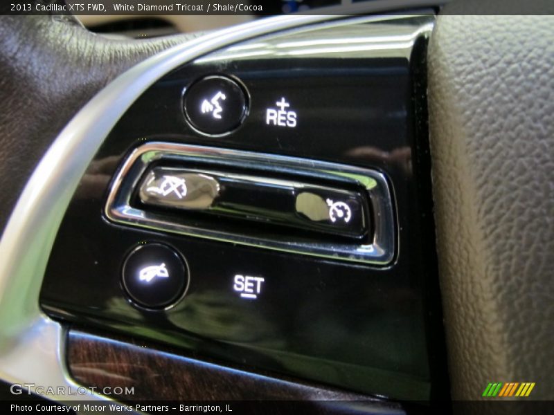White Diamond Tricoat / Shale/Cocoa 2013 Cadillac XTS FWD