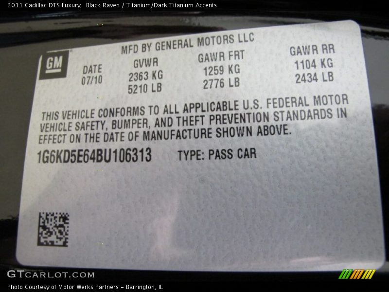 Black Raven / Titanium/Dark Titanium Accents 2011 Cadillac DTS Luxury