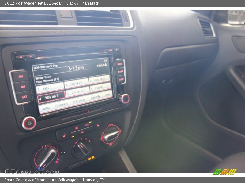 Black / Titan Black 2012 Volkswagen Jetta SE Sedan