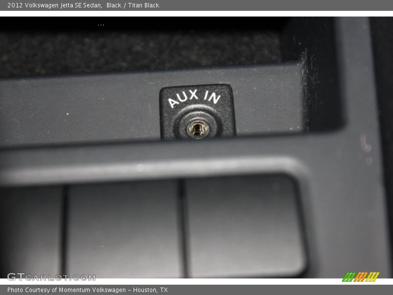 Black / Titan Black 2012 Volkswagen Jetta SE Sedan