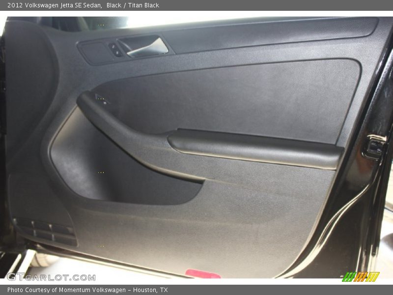 Black / Titan Black 2012 Volkswagen Jetta SE Sedan