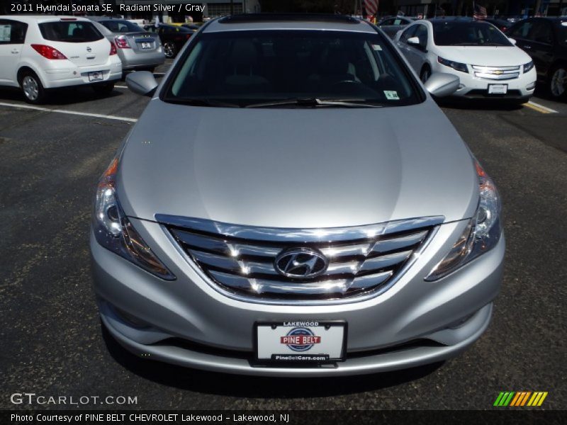 Radiant Silver / Gray 2011 Hyundai Sonata SE