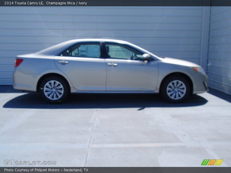 Champagne Mica / Ivory 2014 Toyota Camry LE
