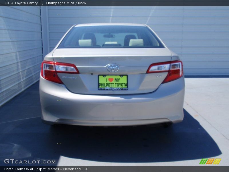 Champagne Mica / Ivory 2014 Toyota Camry LE